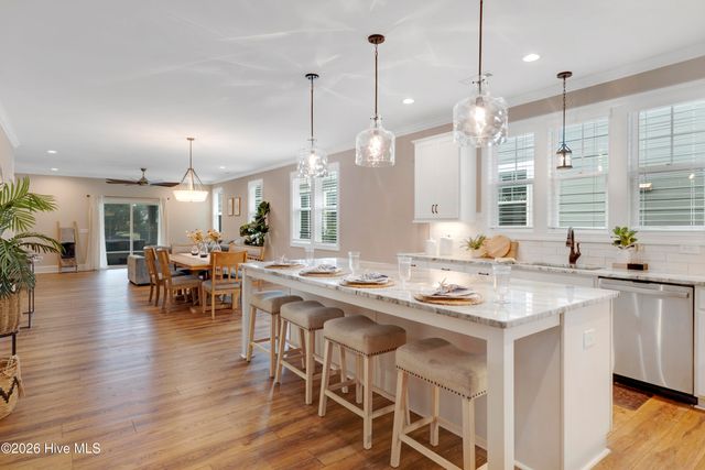 170 Twining Rose Lane, Holly Ridge, NC 28445