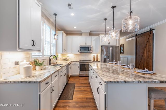 170 Twining Rose Lane, Holly Ridge, NC 28445