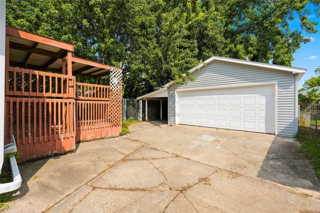 3005 Madison Avenue, Des Moines, IA 50310