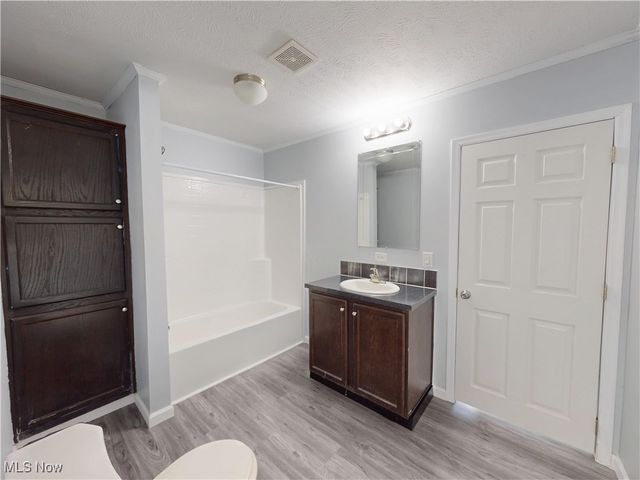 5174 State Route 46 S, Jefferson, OH 44047