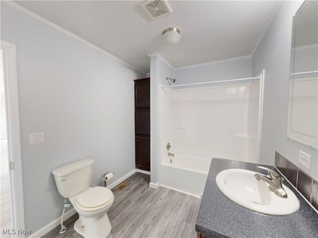 5174 State Route 46 S, Jefferson, OH 44047