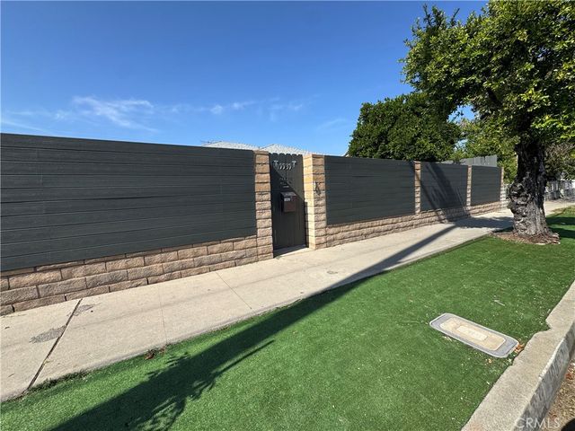 19939 Saticoy, Winnetka, CA 91306