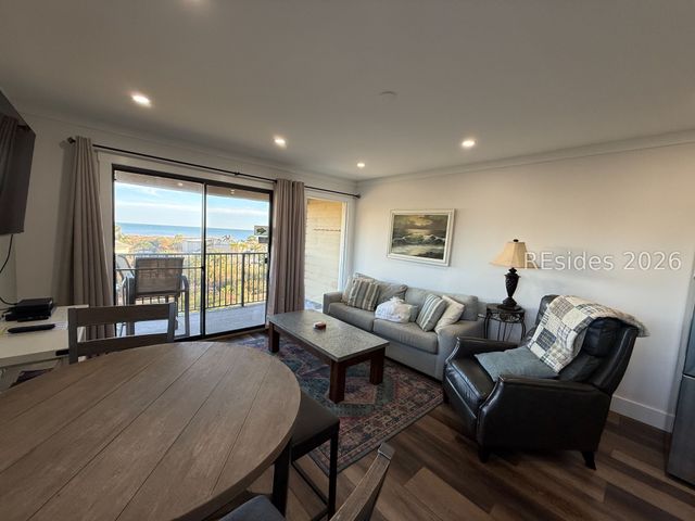 40 Folly Field Rd Apt C327, Hilton Head Island, SC 29928