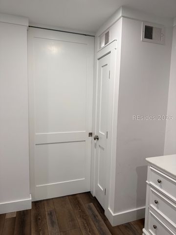 40 Folly Field Rd Apt C327, Hilton Head Island, SC 29928