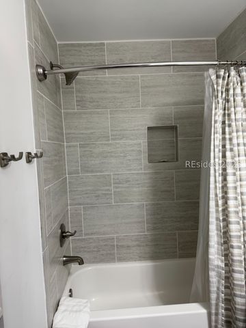 40 Folly Field Rd Apt C327, Hilton Head Island, SC 29928