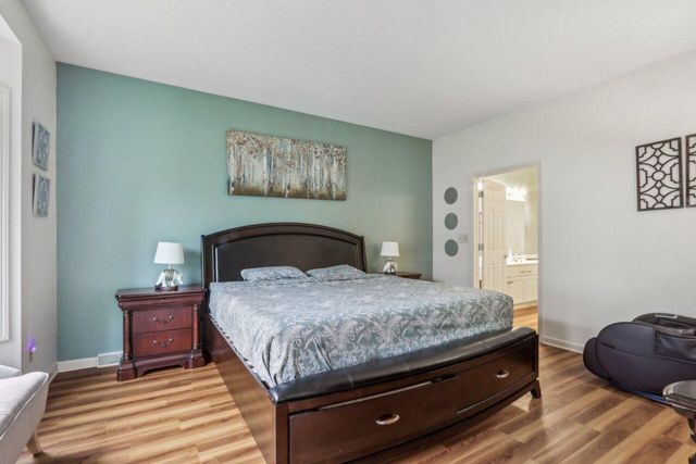 14048 W Waters Edge TRAIL, New Berlin, WI 53151