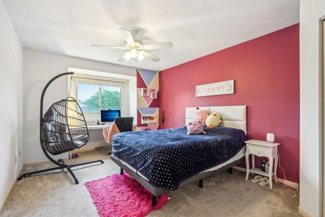 14048 W Waters Edge TRAIL, New Berlin, WI 53151