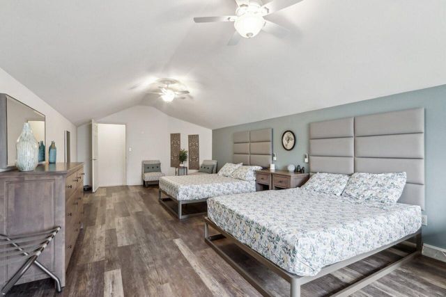 14048 W Waters Edge TRAIL, New Berlin, WI 53151