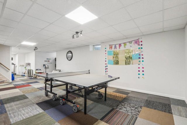 14048 W Waters Edge TRAIL, New Berlin, WI 53151