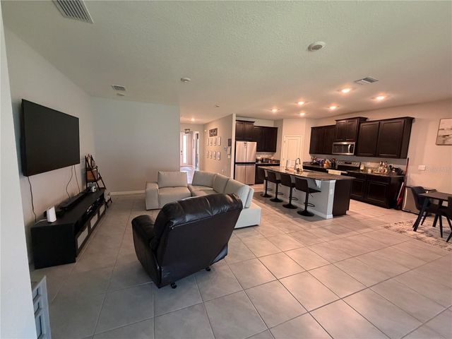 3747 CAPRI COAST DRIVE, Plant City, FL 33565
