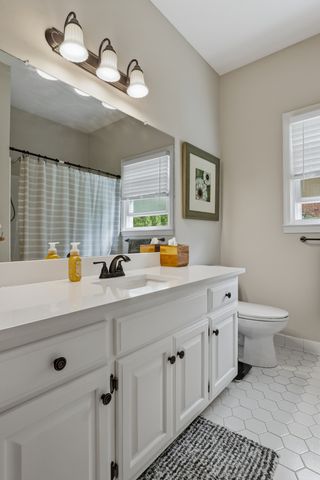1018 Brookstone Blvd, Mount Juliet, TN 37122