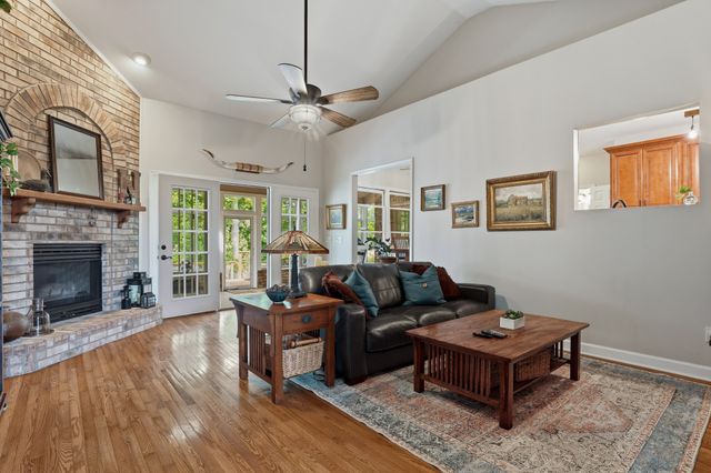 1018 Brookstone Blvd, Mount Juliet, TN 37122