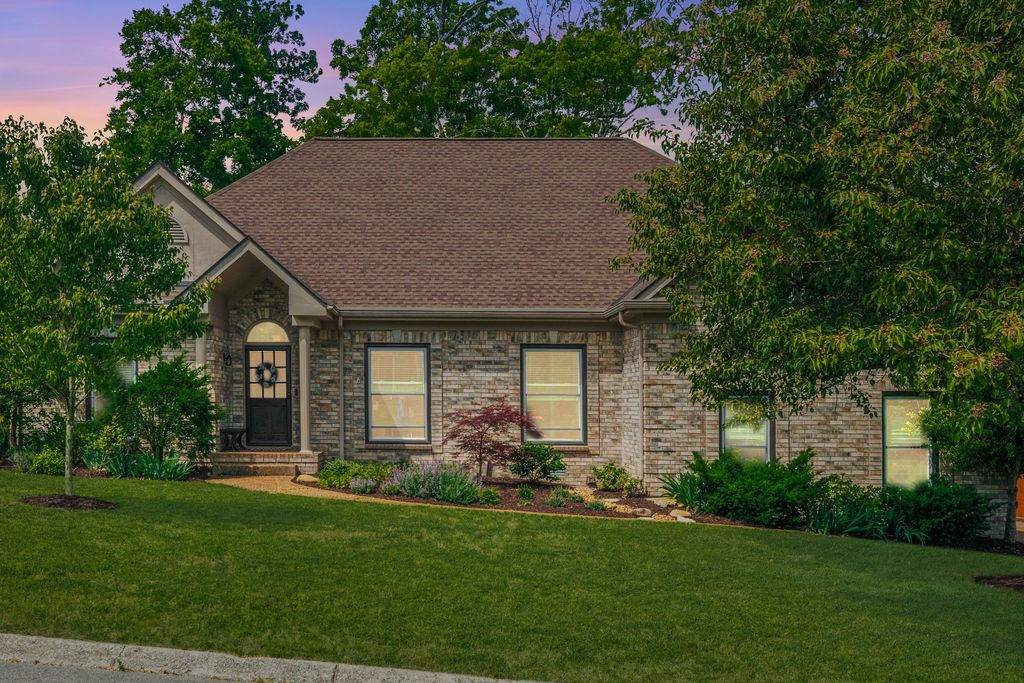 1018 Brookstone Blvd, Mount Juliet, TN 37122