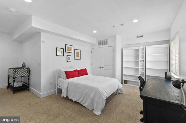 3304 CONRAD ST, Philadelphia, PA 19129