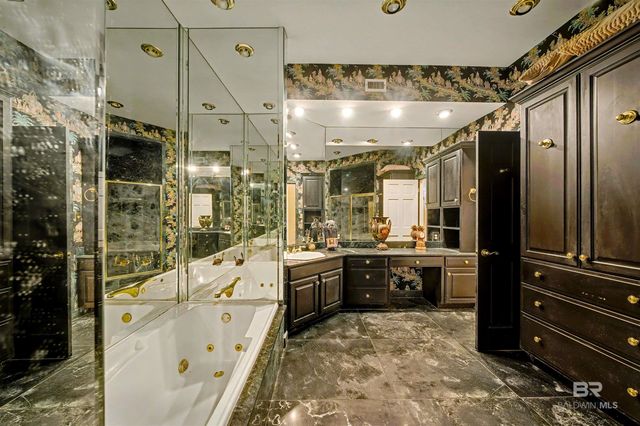 15810 County Road 73, Foley, AL 36535