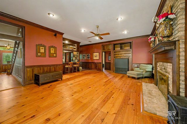 15810 County Road 73, Foley, AL 36535