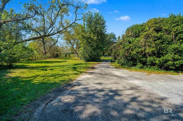 15810 County Road 73, Foley, AL 36535