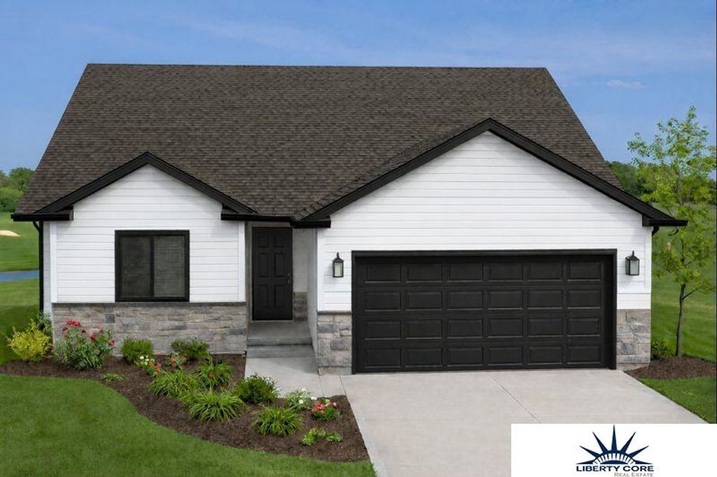 2831 Lakeside Drive, Plattsmouth, NE 68048