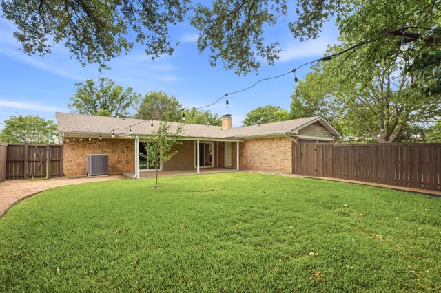 2103 Drake Drive, Richardson, TX 75081