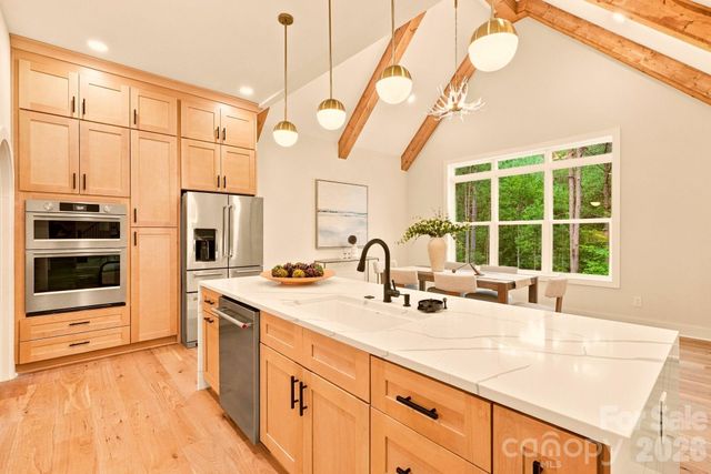 2189 Lighthouse Lane, Connelly Springs, NC 28612