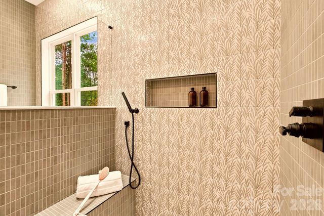 2189 Lighthouse Lane, Connelly Springs, NC 28612