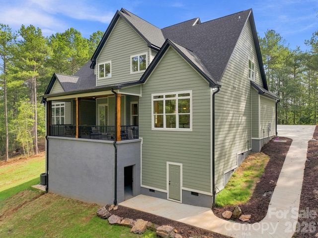 2189 Lighthouse Lane, Connelly Springs, NC 28612