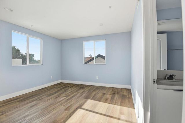 608 E 29th Street, Los Angeles, CA 90011