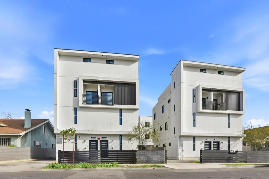 608 E 29th Street, Los Angeles, CA 90011