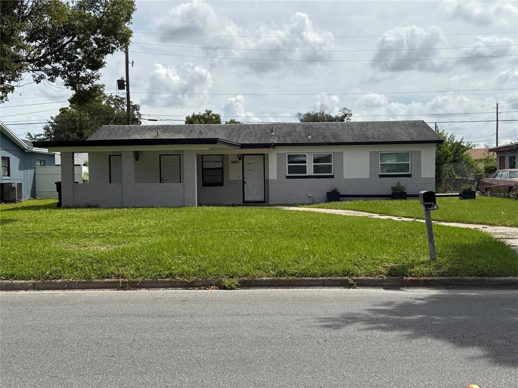 1893 AARON AVENUE, Orlando, FL 32811