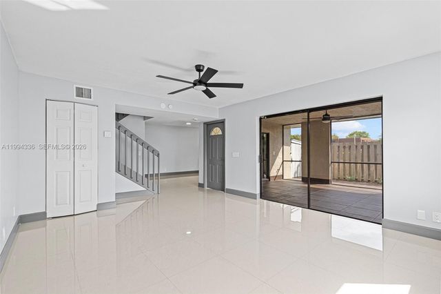 4843 NW 95th Ave, Sunrise, FL 33351