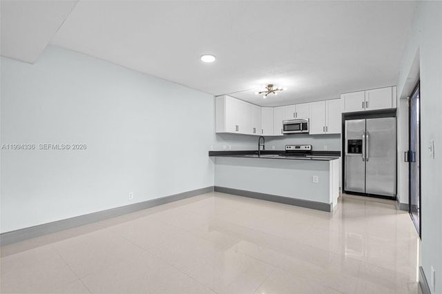 4843 NW 95th Ave, Sunrise, FL 33351