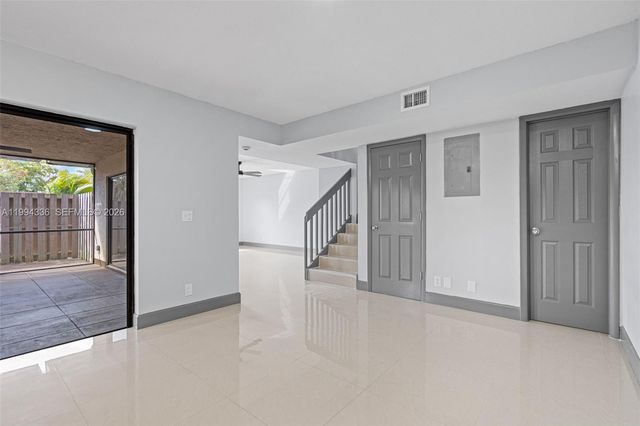 4843 NW 95th Ave, Sunrise, FL 33351