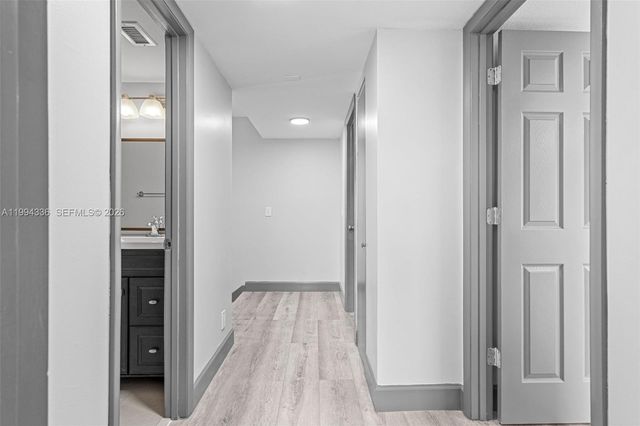 4843 NW 95th Ave, Sunrise, FL 33351