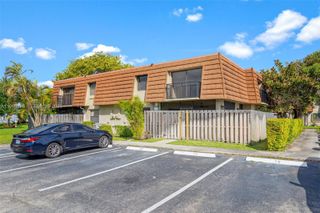 4843 NW 95th Ave, Sunrise, FL 33351