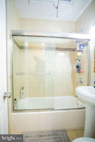 3913 Q ST SE, Washington, DC 20020