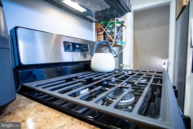 3913 Q ST SE, Washington, DC 20020