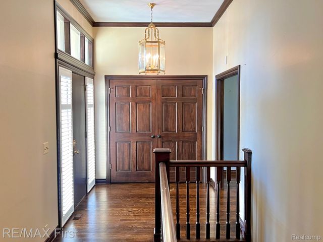 2483 Hickory Glen Drive 3, Bloomfield Hills, MI 48304