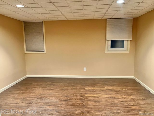 2483 Hickory Glen Drive 3, Bloomfield Hills, MI 48304