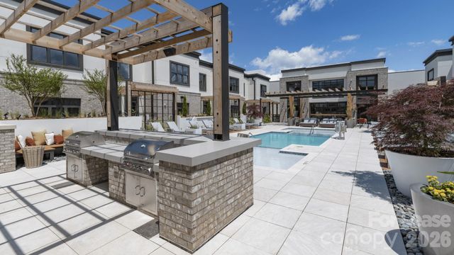 4401 Barclay Downs Drive C1, Charlotte, NC 28211
