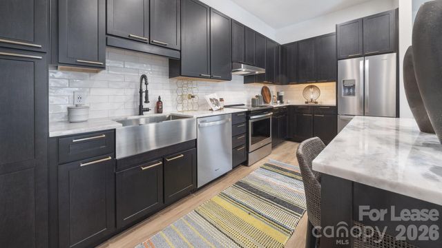 4401 Barclay Downs Drive C1, Charlotte, NC 28211