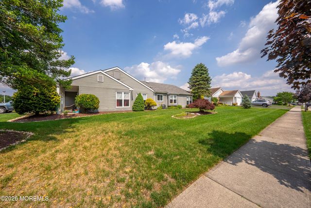 179 Buckingham Drive N, Manchester, NJ 08759