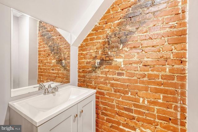 703 N PORT ST, Baltimore, MD 21205