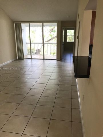 4772 NW 97th Pl 219, Doral, FL 33178