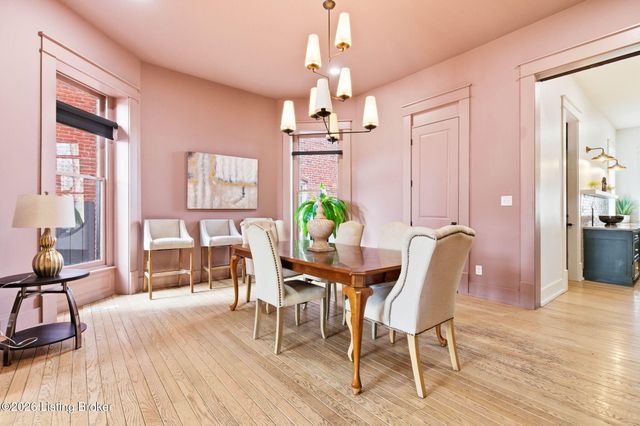 940 S 6th St, Louisville, KY 40203