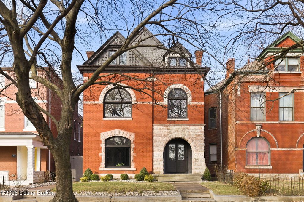 940 S 6th St, Louisville, KY 40203