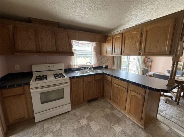4546 Russell Street, Cedar Springs, MI 49319