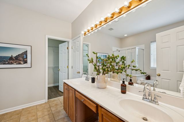 9767 Jupiter Forest Dr, Brentwood, TN 37027