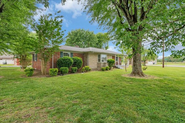 921 Dry Creek Rd, Smithville, TN 37166