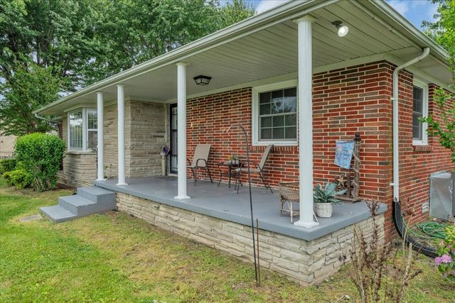 921 Dry Creek Rd, Smithville, TN 37166