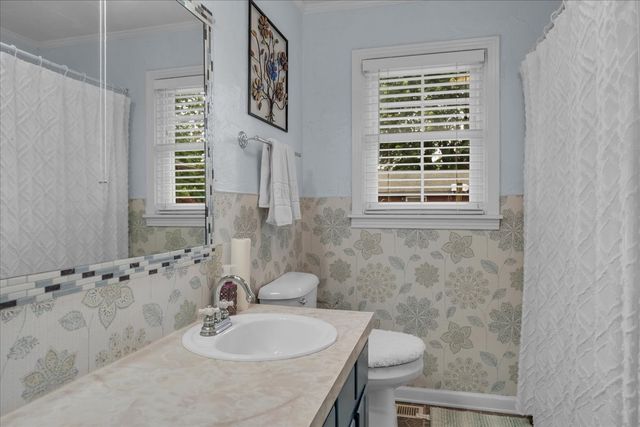 921 Dry Creek Rd, Smithville, TN 37166